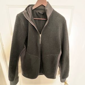 Lululemon Men’s Pullover Fleece